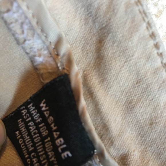 Larry Levine tan/khaki soft skinny pants - Picture 4 of 8